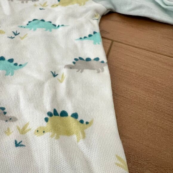 NWOT Goumi Kids Blue Dino Rawr Snap Baby Footie SZ 3-6 mo Bamboo HTF Sleeper - Picture 4 of 4